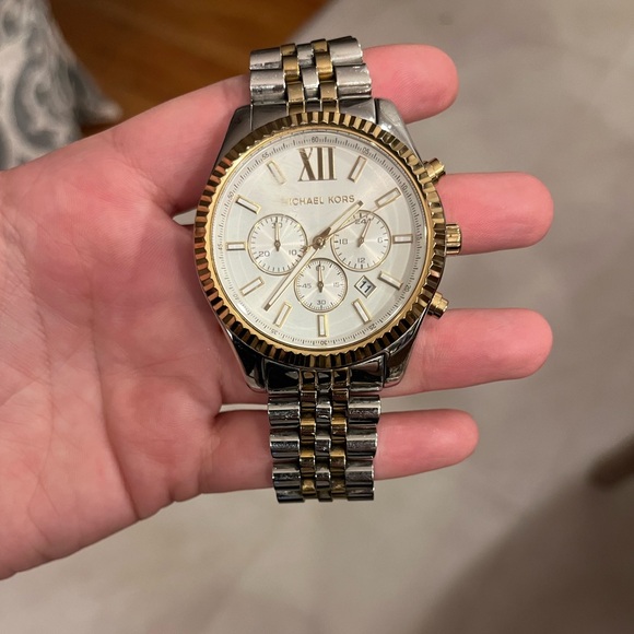 Two tone gold watch with box - Picture 2 of 3